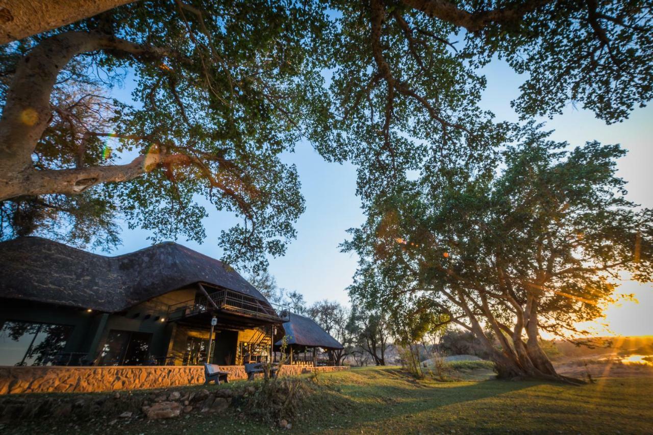 Maninghi Lodge Balule viltreservat Exteriör bild